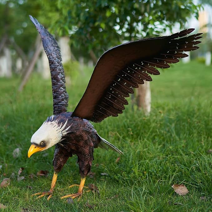 Bold Bald Eagle Garden Statue
