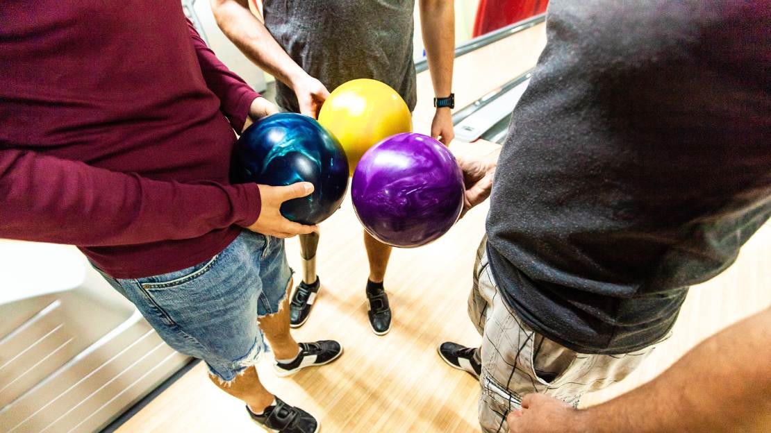 clever bowling team names
